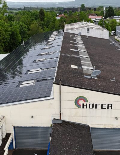 Photovoltaiksystem mit einer Gesamtleistung von 360,65 kWp in Urmitz